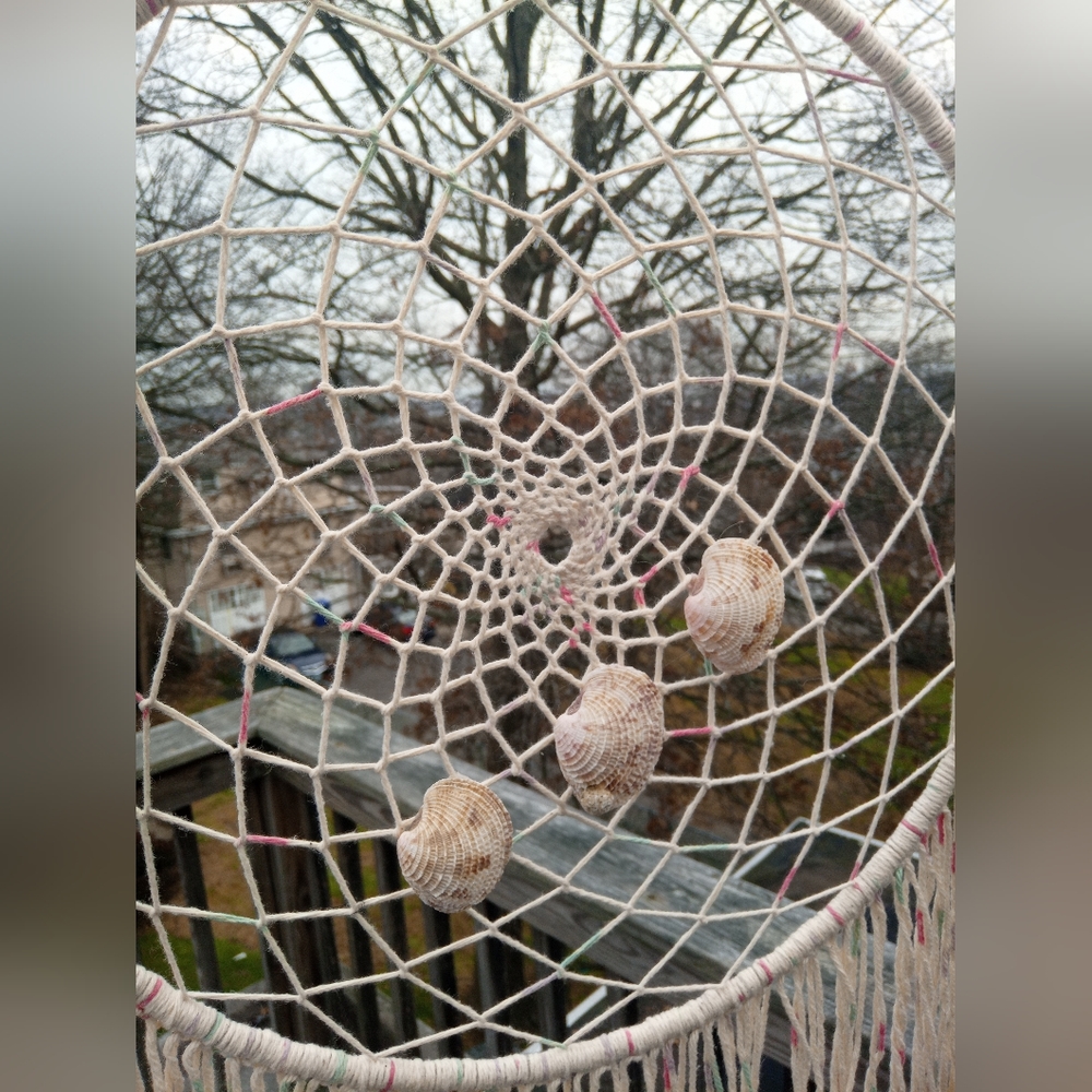 Cida's - Handmade Dreamcatcher! - Picture 3 of 12
